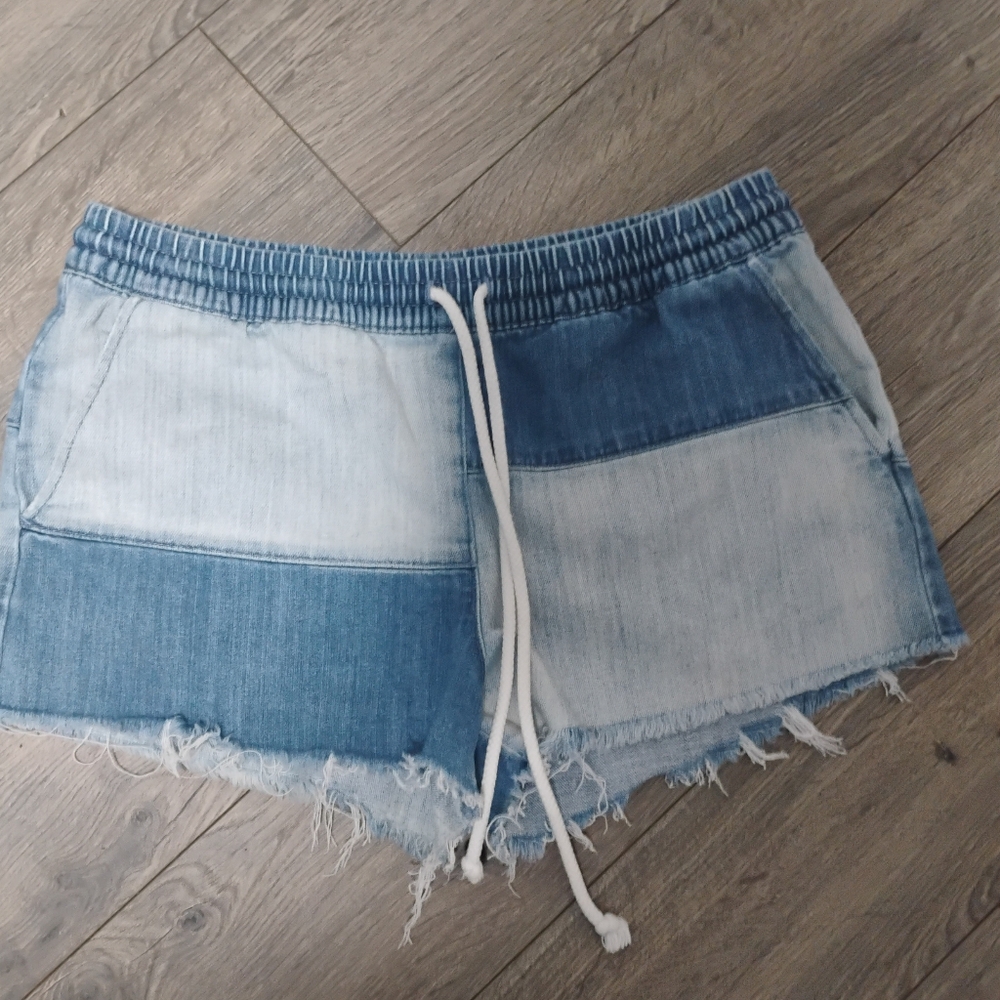 Aerie Patchwork Chambray Jean Women's Shorts SP Colorblock Raw Hem Hot Pants - Picture 10 of 10